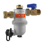 Purvo atskirtuvas su magnetu EASY 3/4" – baltas plastikinis korpusas, skirtas dujiniams katilams